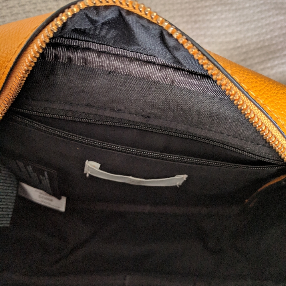 H&M Crossbody Bag View 4